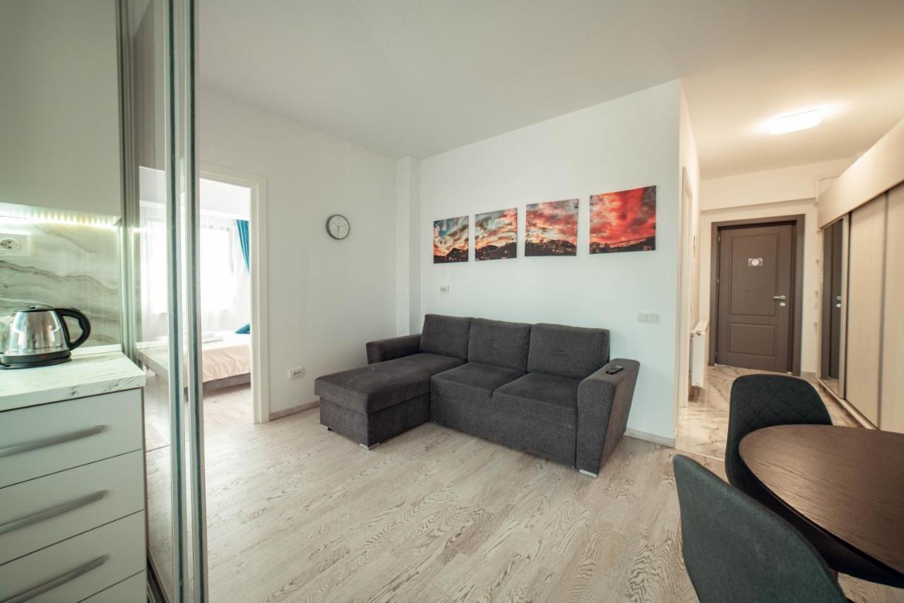 Cozy Aparthotel - Ultracentral Luxury Apartments ยาช ภายนอก รูปภาพ