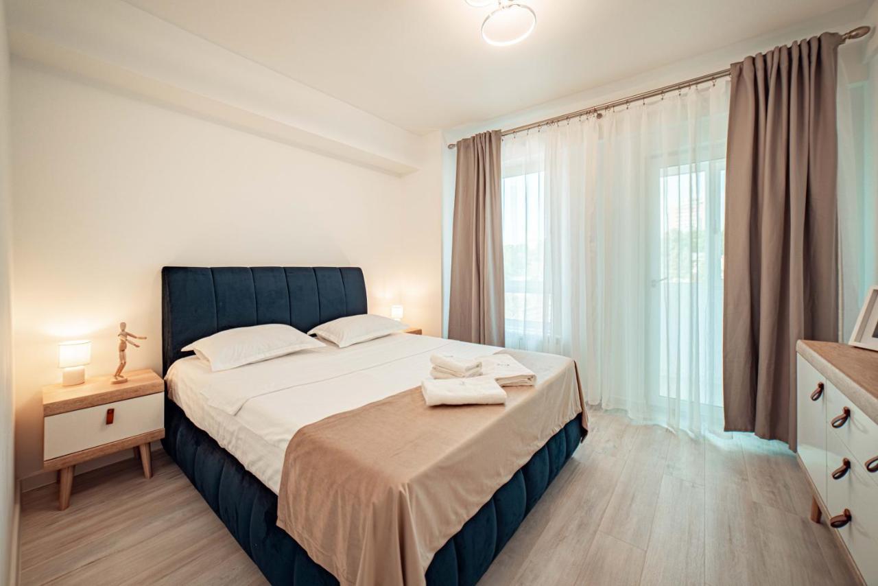 Cozy Aparthotel - Ultracentral Luxury Apartments ยาช ภายนอก รูปภาพ