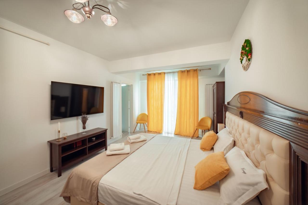 Cozy Aparthotel - Ultracentral Luxury Apartments ยาช ภายนอก รูปภาพ