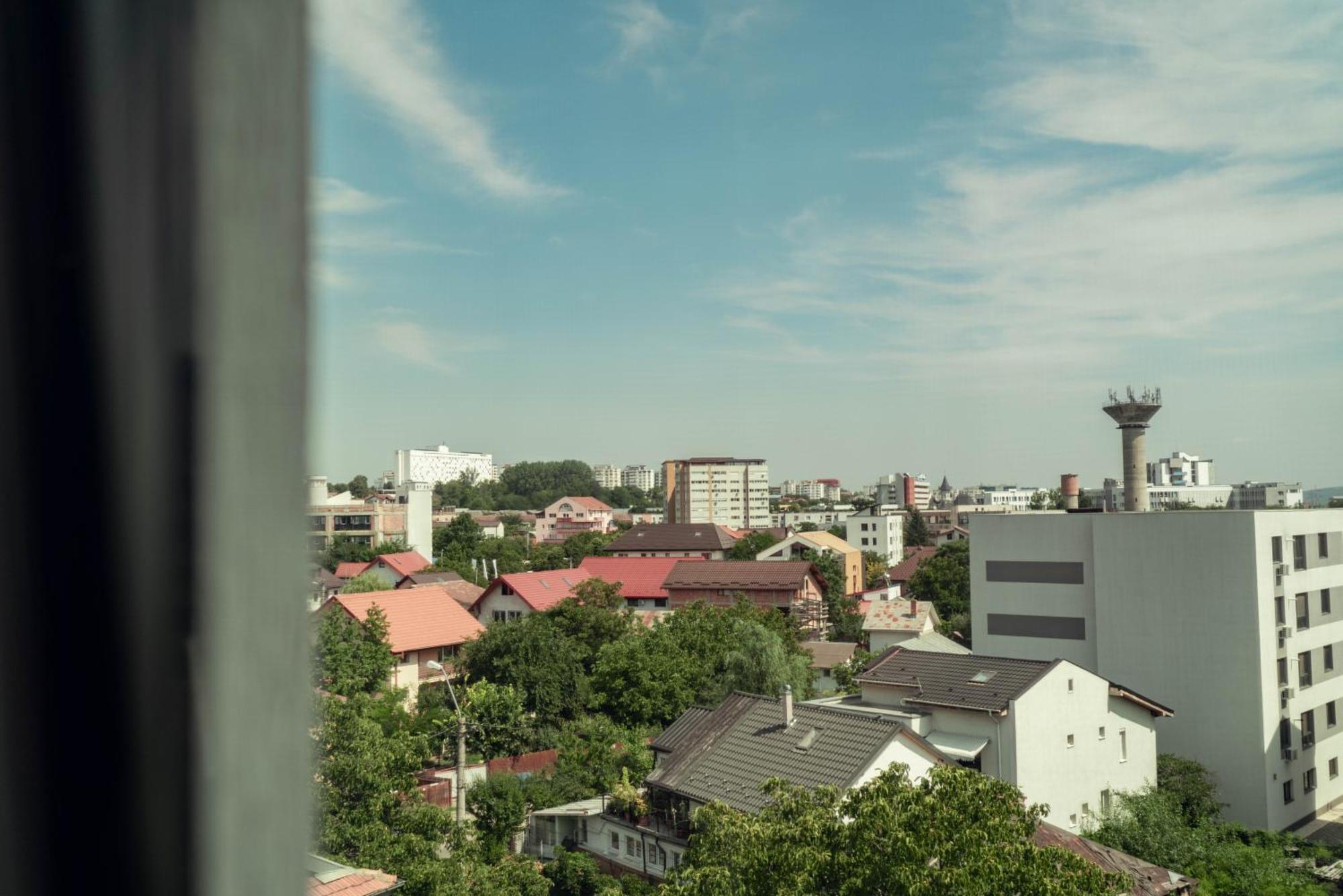 Cozy Aparthotel - Ultracentral Luxury Apartments ยาช ภายนอก รูปภาพ