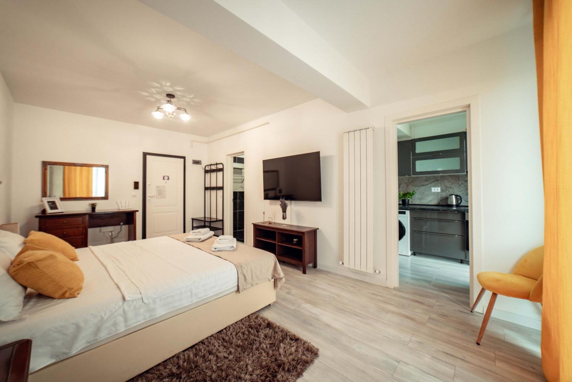 Cozy Aparthotel - Ultracentral Luxury Apartments ยาช ภายนอก รูปภาพ