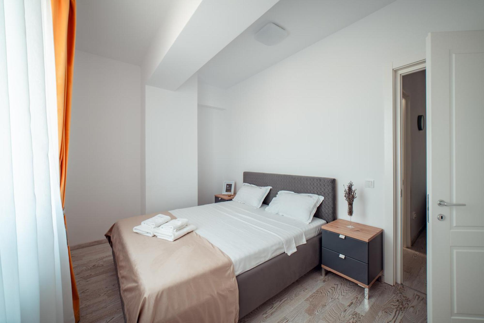 Cozy Aparthotel - Ultracentral Luxury Apartments ยาช ภายนอก รูปภาพ