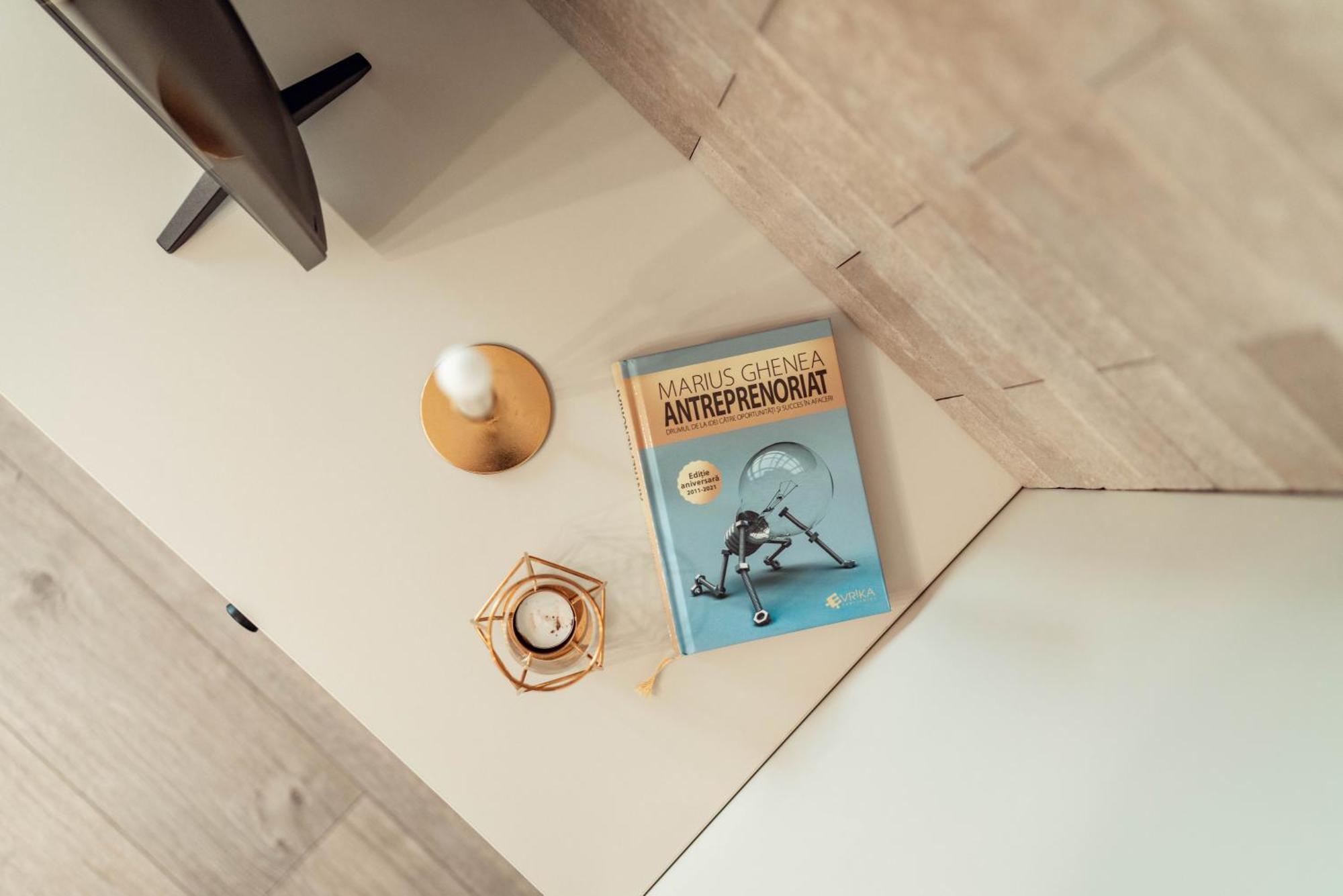 Cozy Aparthotel - Ultracentral Luxury Apartments ยาช ภายนอก รูปภาพ