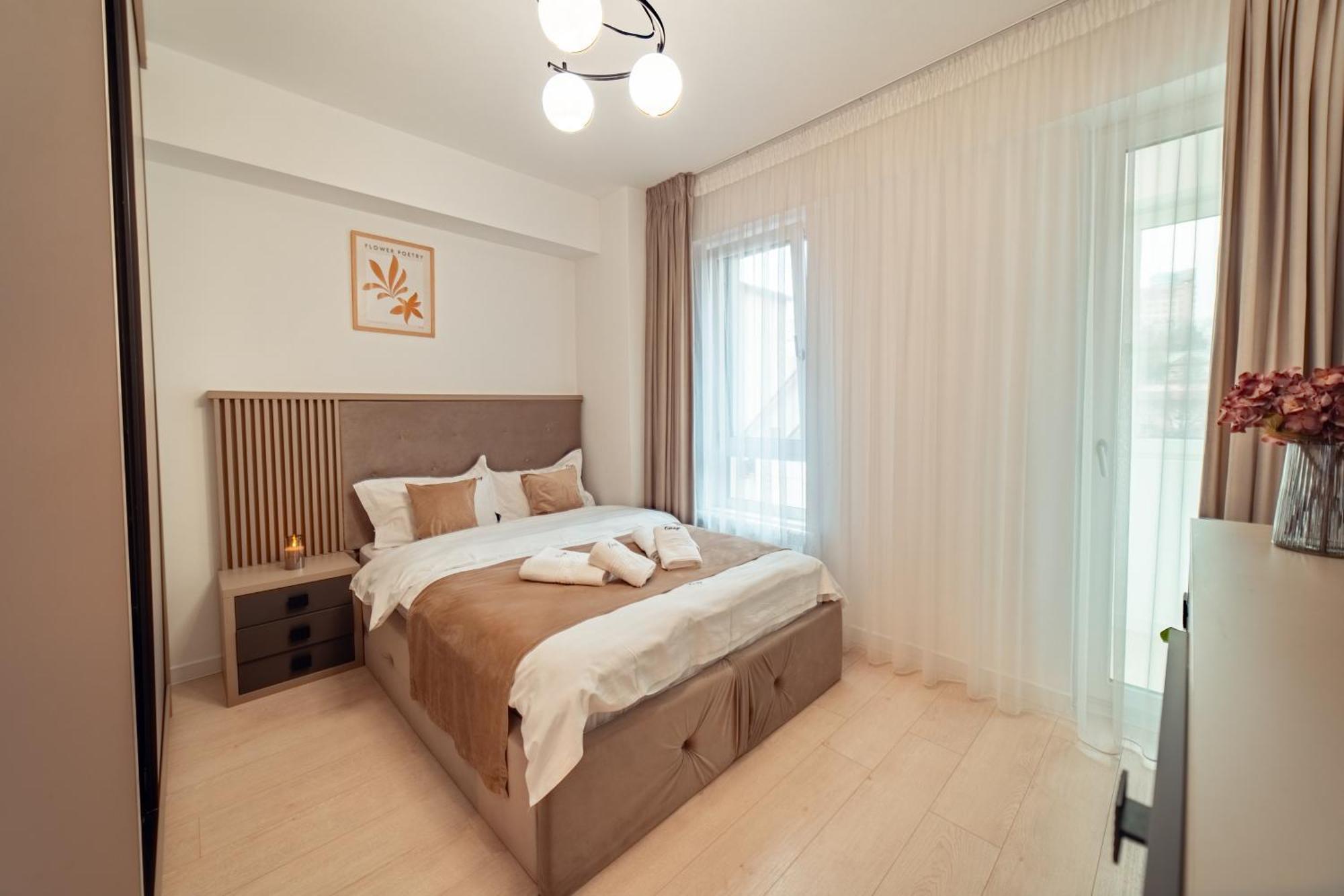 Cozy Aparthotel - Ultracentral Luxury Apartments ยาช ภายนอก รูปภาพ