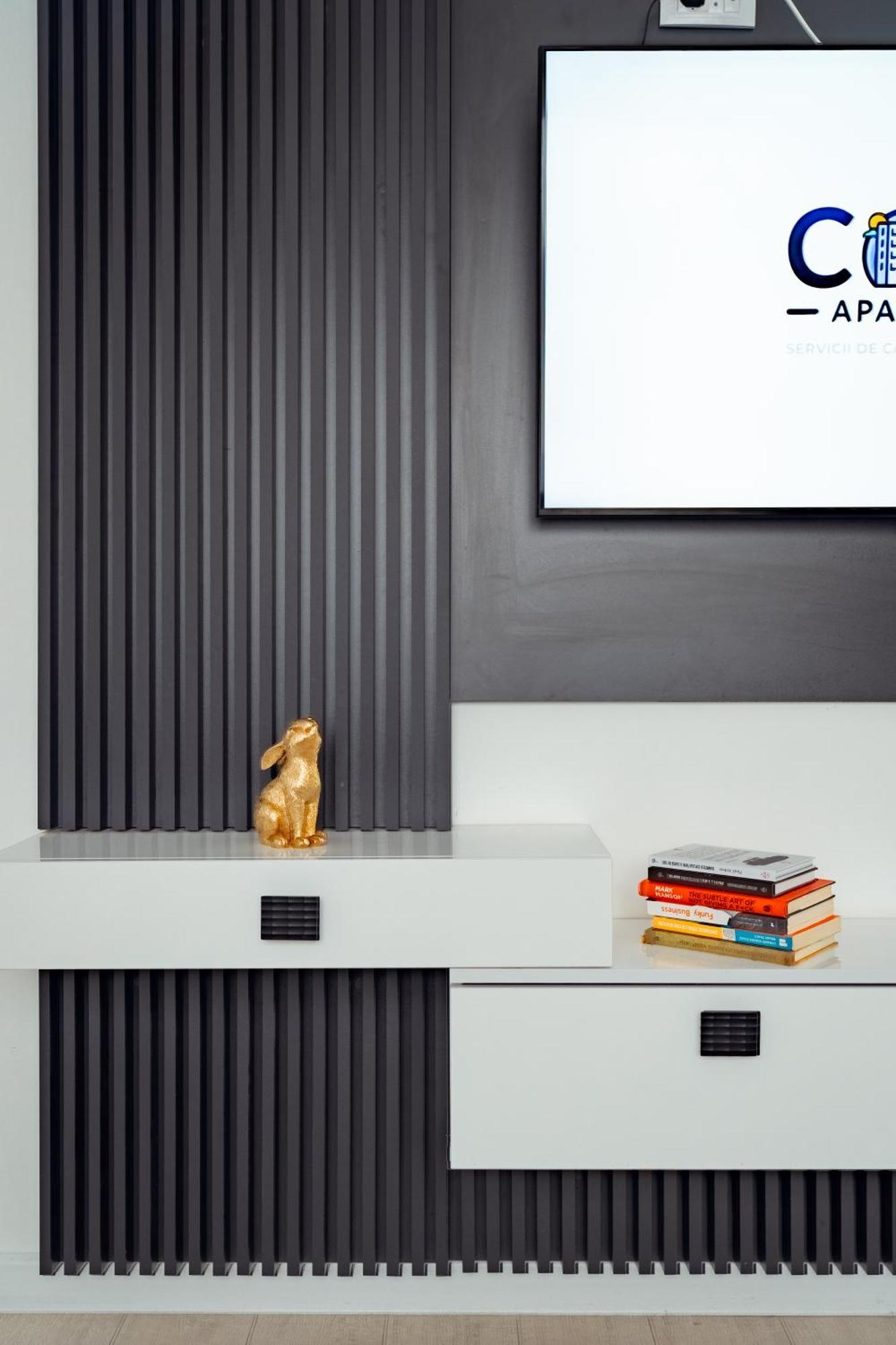 Cozy Aparthotel - Ultracentral Luxury Apartments ยาช ภายนอก รูปภาพ