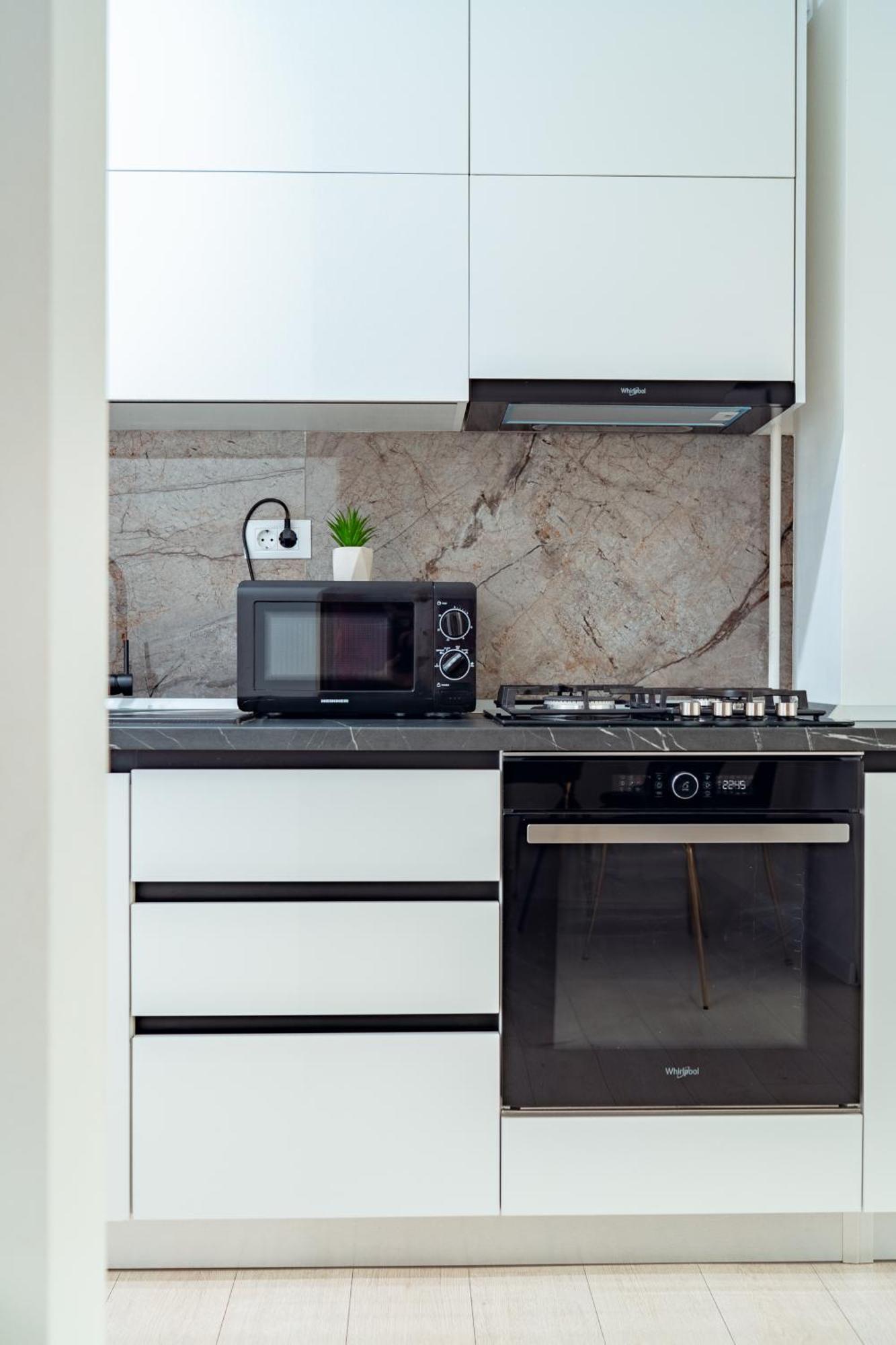 Cozy Aparthotel - Ultracentral Luxury Apartments ยาช ภายนอก รูปภาพ
