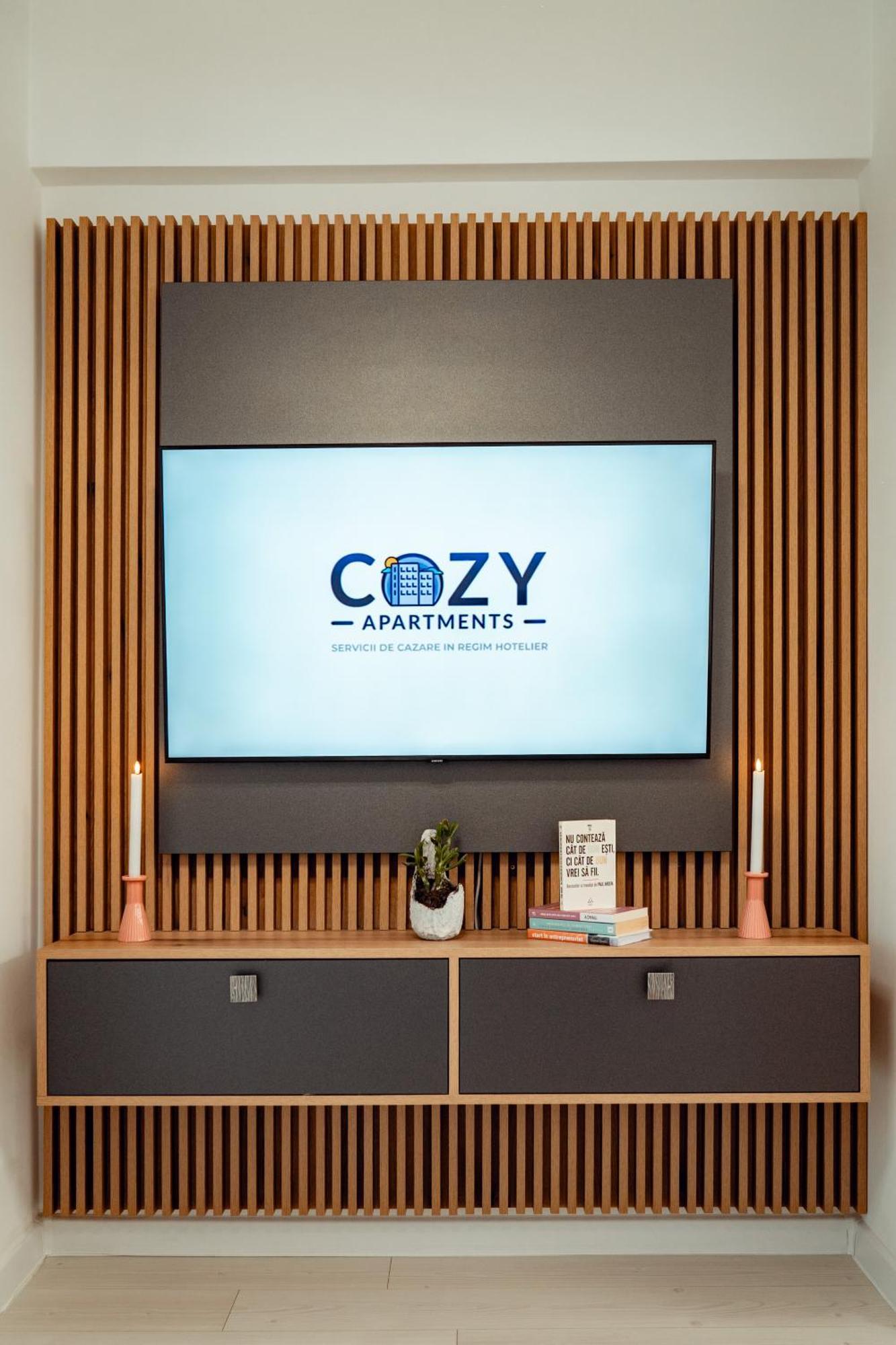 Cozy Aparthotel - Ultracentral Luxury Apartments ยาช ภายนอก รูปภาพ