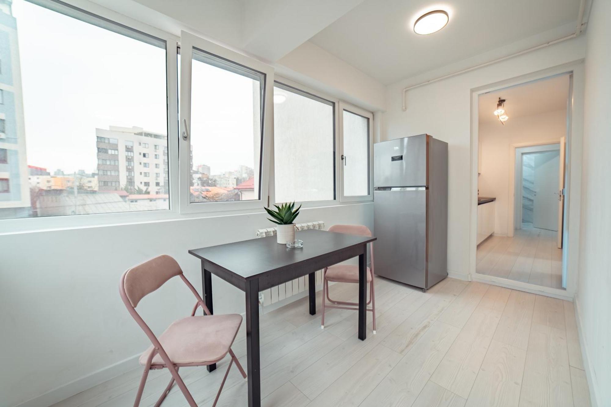 Cozy Aparthotel - Ultracentral Luxury Apartments ยาช ภายนอก รูปภาพ