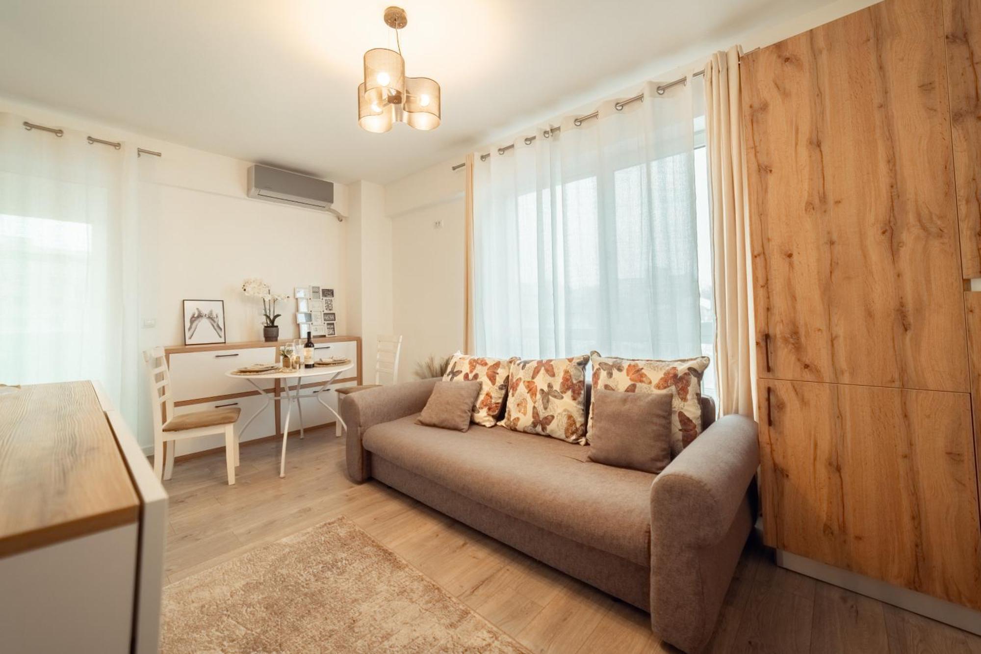 Cozy Aparthotel - Ultracentral Luxury Apartments ยาช ภายนอก รูปภาพ